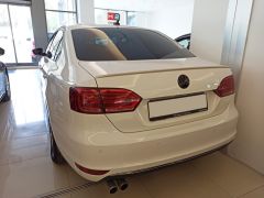 JETTA 2015-2018 IÇIN UYUMLU WING SPOILER - PIANO BLACK