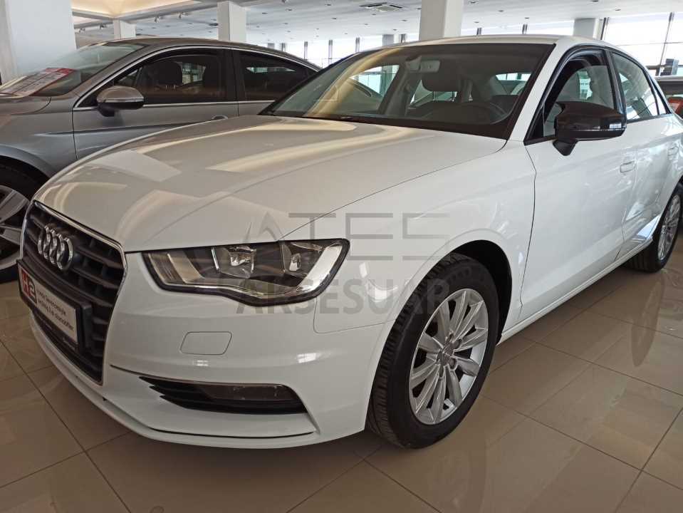 AUDI A3 2013-2019 BATMAN AYNA KAPAGI