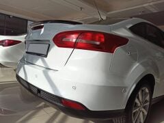 FOCUS IÇIN UYUMLU 2014-2018 HYBRID SPOILER   - PIANO BLACK (PARLAK SIYAH)