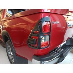 HILUX REVO 2016-2019 IÇIN UYUMLU STOP ÇERÇEVESI KAPLAMA SIYAH