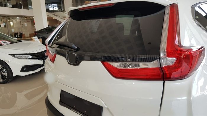 CR-V 2017+ IÇIN UYUMLU  KARBON BAGAJ ARMA CITASI