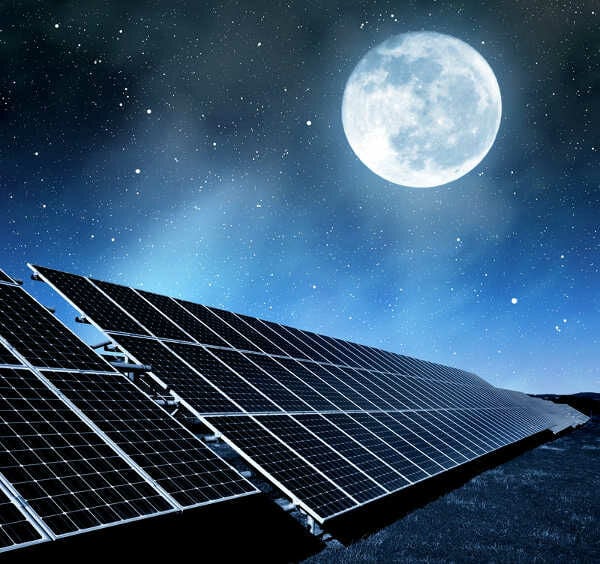 Bilim adamları geceleri çalışan güneş panelleri icat etti