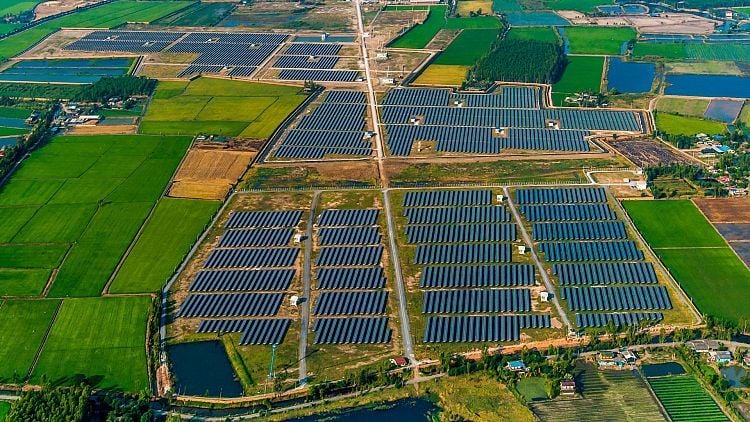 Rezervuarlardaki yüzen güneş panelleri küresel güçte nasıl devrim yaratabilir?