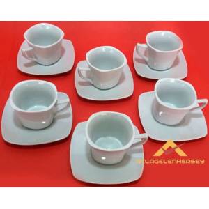 DÜZ BEYAZ PORSELEN BÜYÜK BOY KARE FİNCAN TAKIMI