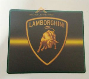 KAYMAZ ALT YÜZEY LAMBORGHİNİ DESENLİ MOUSE PAD