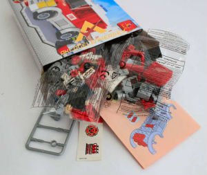 122 PARÇA MİNİK LEGODAN İTFAİYECİ VE ARAÇ SETİ