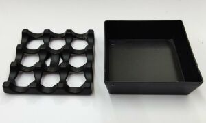 Siyah Renk Kare Metal Küllük Izgaralı Döküm Kül Tablası Oksitlenmez,Paslanmaz,Kırılmaz