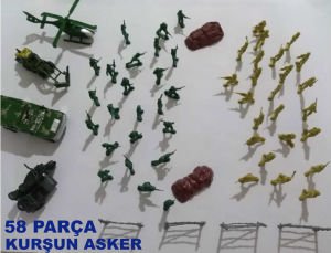 Tam donanımlı 58 pc kurşun asker seti,düşman kuvvetler savaş meydanında tam tekmil hazırlıklar tamam
