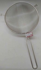 Paktel Paslanmaz Çelik Süzgeç 22 Cm Daha ( Tencere Üzerine Oturtmak İçin Tırnakları Mevcuttur) D-Raf