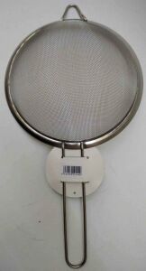 Paslanmaz Çelik 20 Cm Süzgeç D-Raf