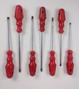 Mıknatıs Uçlu Aslan 7li Tornavida Seti - Delikli Tornavida Seti