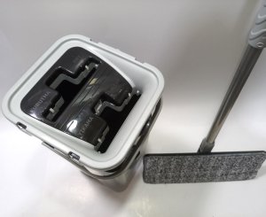 2 Microfiber Paspaslı Tablet Mop Çift Hazne Siyah Kovalı Ultra Temizlik Seti 4+4=8 Litre Kova+Metal Sap ve Paspas Fiyata Dahil Yıkama-Durulama, Arındırma Kurutma Hazneli Tam Set