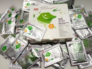 140 Adet Antiseptic Islak Mendil Anti-Bakteriyel Süper Parfümlü Büyük Şık Ambalajlı Dezenfekte Edici