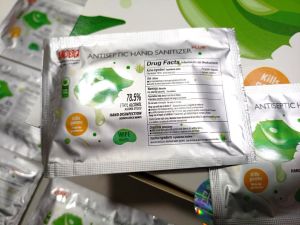 140 Adet Antiseptic Islak Mendil Anti-Bakteriyel Süper Parfümlü Büyük Şık Ambalajlı Dezenfekte Edici