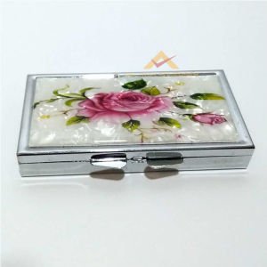 MİNE İŞLEMELİ KAPAKLI 3BÖLMELİ ÇELİK İLAÇ KUTUSU