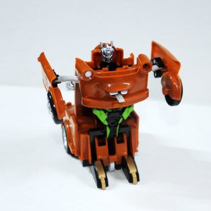 Şimşek Mcqueen Robota Dönüşebilen Kamyonet Oyuncağı - Oyuncak Kamyonet