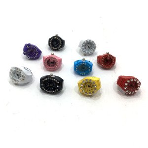 Renk Seçenekli Parmak Saat Esnek Kordonlu Saatli Yüzük Modern Taşlı Şık Tasarımlı