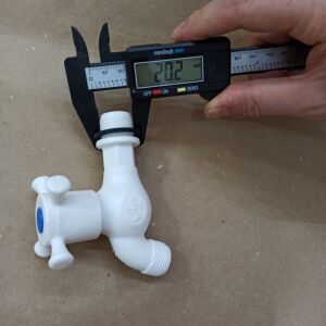 Hortum Takılabilen Aç-Kapa Özellikli Plastik Bahçe Musluğu 7,5 cm