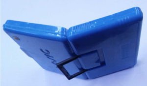 AKVARYUM İÇERSİNDE HALKA GEÇİRME OYUNU 2 TUŞLU BASMALI LAPTOP MODEL SULU EKRAN NOSTALJİK HALKA OYUNU