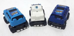 9x5x5cm Ebatında 3 Adet Küçük Boy Oyuncak Polis Dağ Cip Aracı