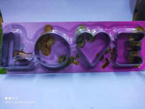 Sevgiyi İfade Etmenin En Lezzetli Yolu LOVE Yazılı Yanmaz, Yapışmaz Metal Kek ve Kurabiye Kalıbı