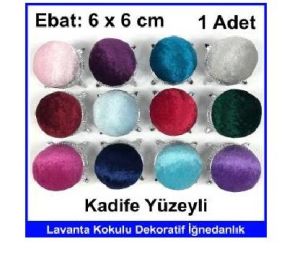 Lavanta Kokulu Kadife Yüzeyli Ayaklı Dekoratif İğnedanlık