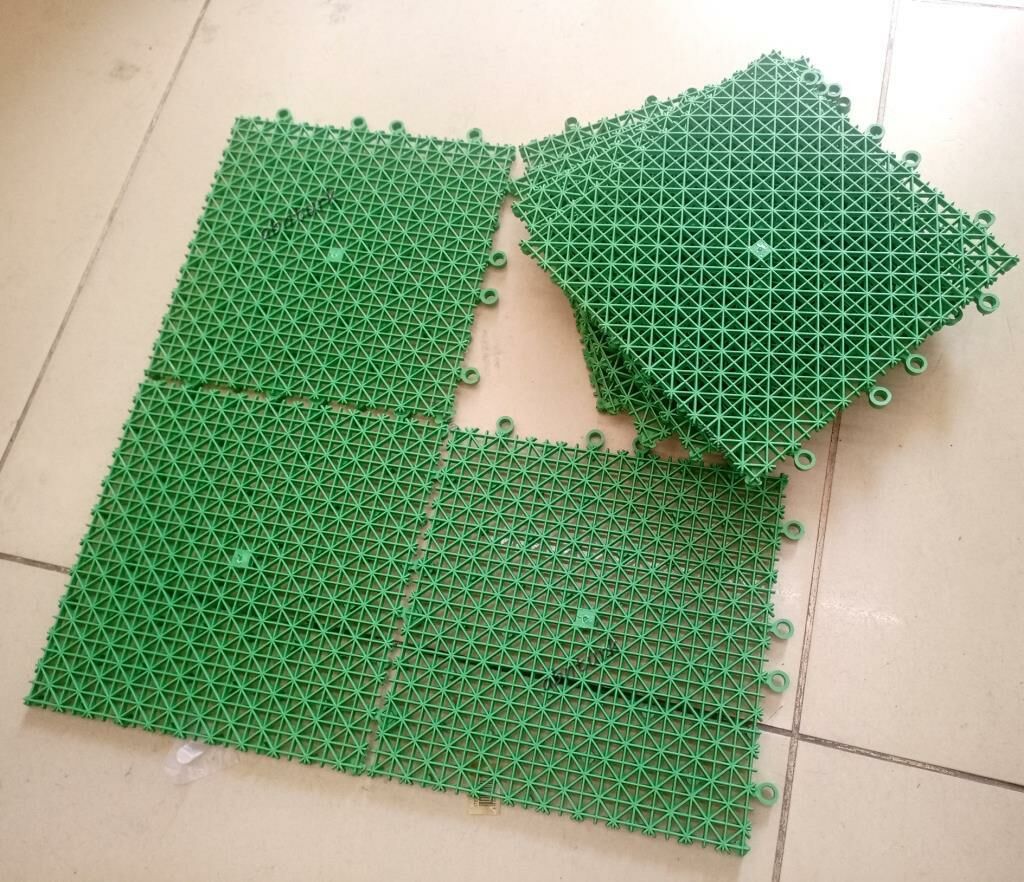 8 Adet 25x25cm Islak Zemin Yükseltilmiş Yer Karosu Toplam 100x50cm Kolay Eklenir Izgaralı Zemin Matı