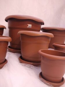 1 adet 5no Ø39x34cm 23 Litre Toprak Rengi Tabaklı Çiçek Saksısı Toprak Çökmesi önleyen özel içyapı