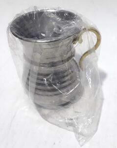 Pirinç Kulplu Çelik Dövme Paslanmaz Mat Çelikten İnce Belli Kupa Kaliteli Malzemeden Üretilmiştir