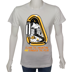 Unisex T-shirt Beyaz 'Kamp&Macera / Dağcı1' Baskılı