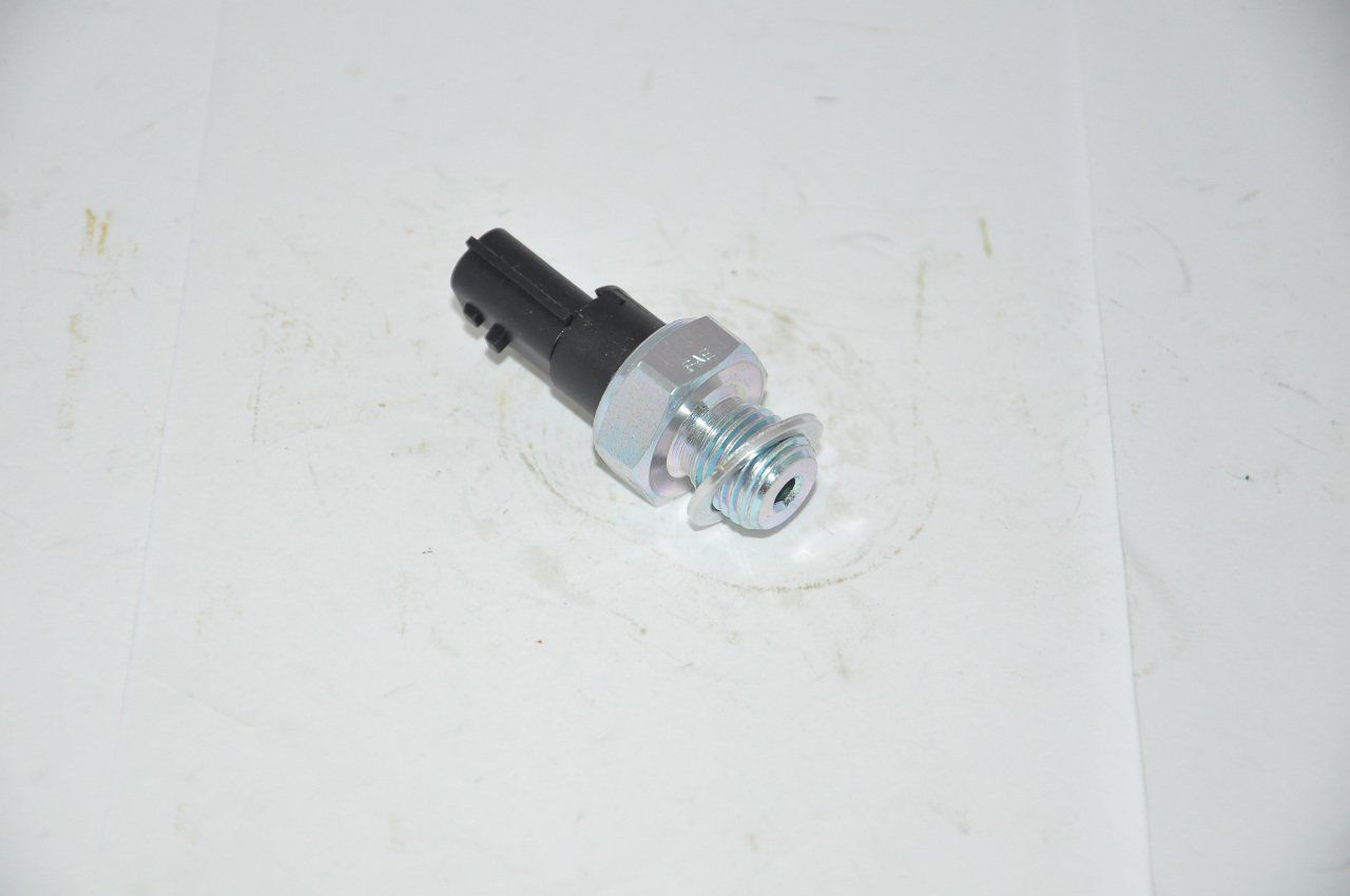 Yağ Müşürü Clio-Kango-Megane 2 (Siyha Soketli)