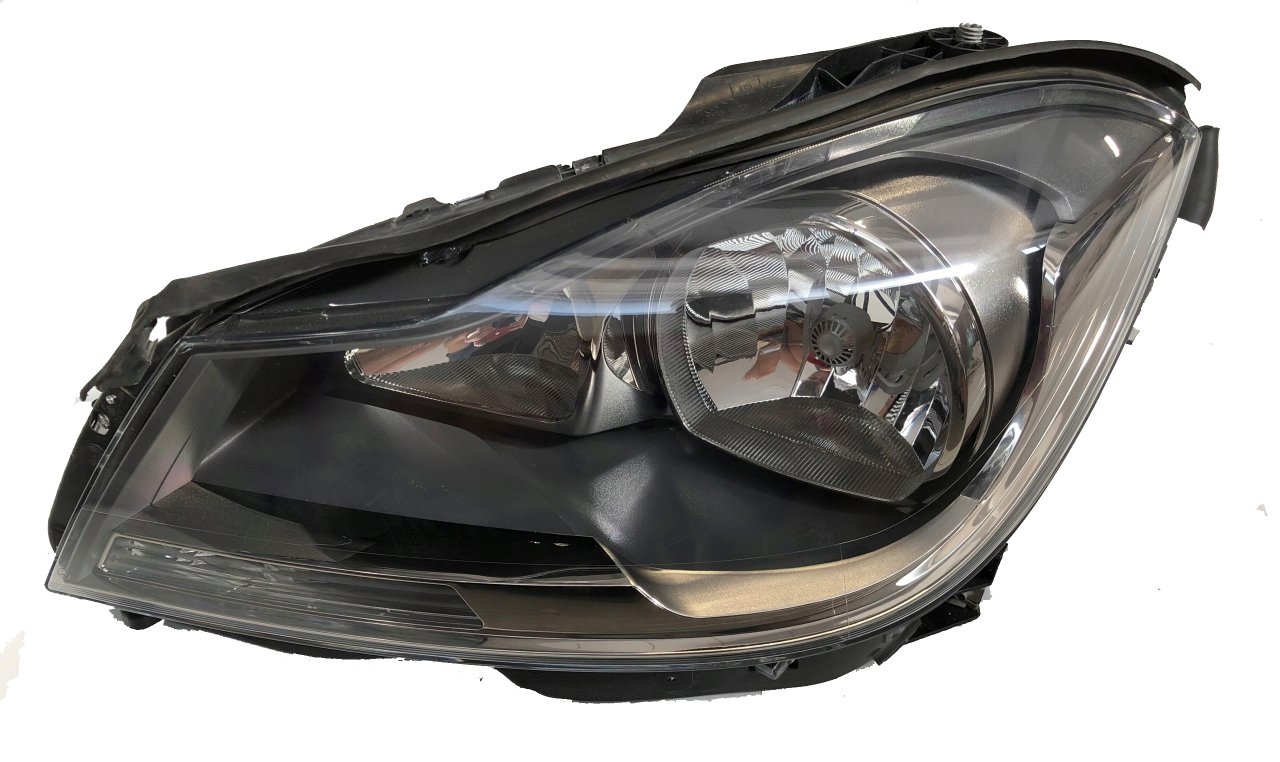Far Ön Sol (Siyah-Motorlu) Mercedes C Serisi W204 2011-2014 Arası