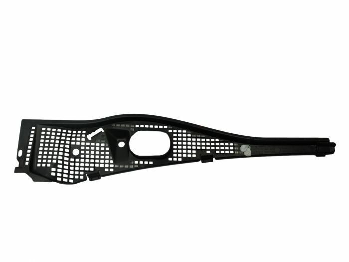 Ön Cam Izgara Bakaliti Sağ Dacia Logan