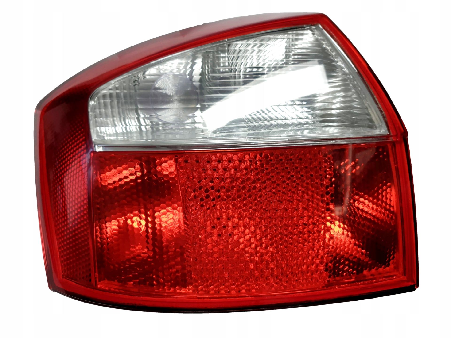 Stop Lambası Sol Audi A4 2001 Sonrası