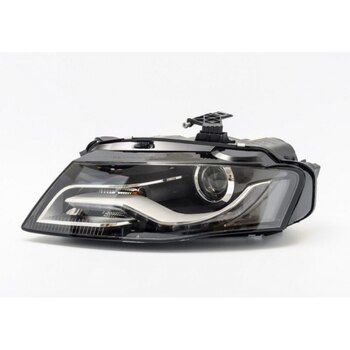 Far Ön Sağ Audi A4 2007-2014 Arası (Motorlu)