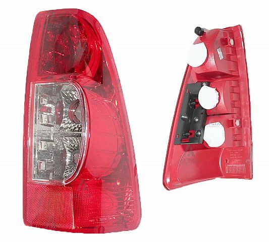 Stop Lambası Sağ Isuzu D-Max 2007 Sonrası (Duysuz)