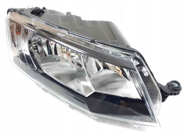 Ön Far Sağ Skoda Octavia 2013 Sonrası (Motorlu)