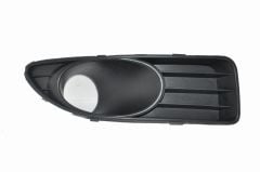 Sağ Sis Far Çerçevesi (Sisli Tip) Linea Siyah 2007-2012 Arası