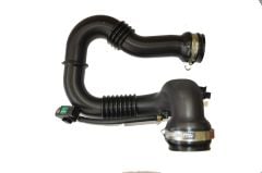 İntercool Hortumu (Sağdan Çıkış Üst) 2.0 Trafıc M9R (Sensörlü)