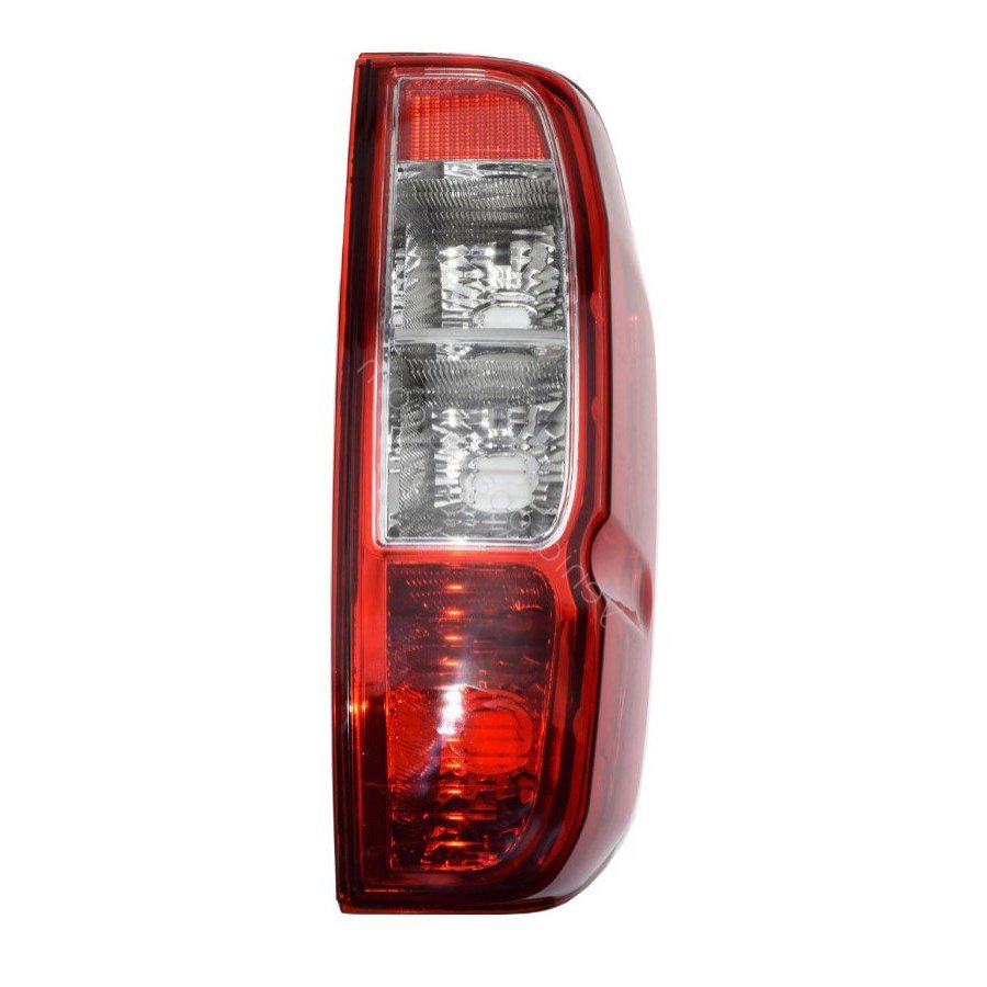 Stop Lambası Sağ Nissan Navara D40 2006-2015 Arası
