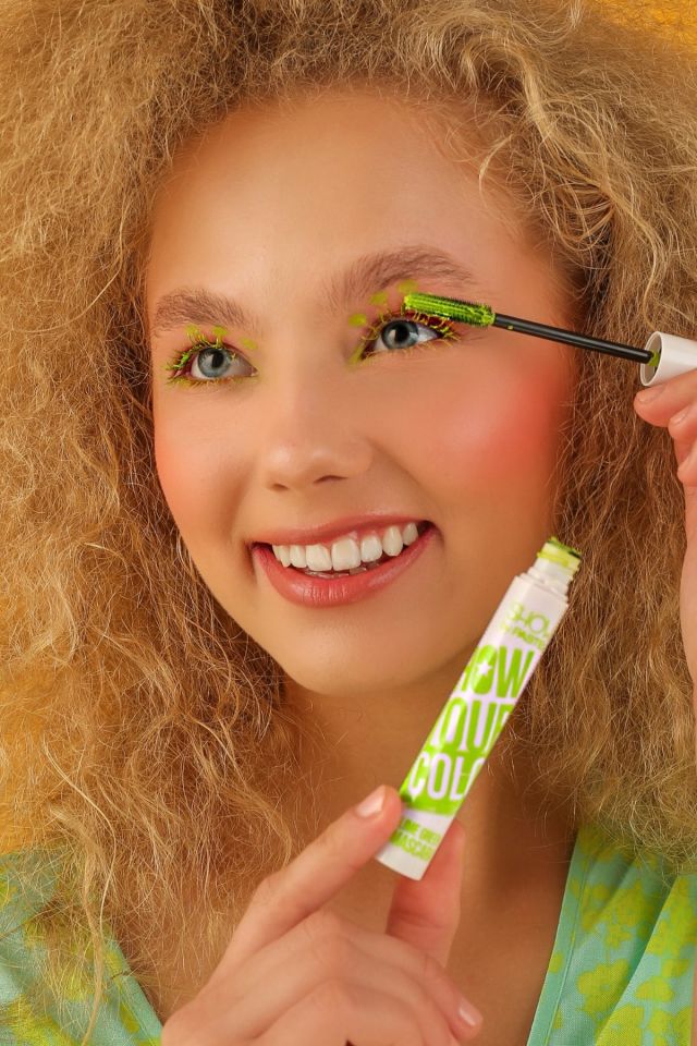 PASTEL SHOW BY C OLOR GREEN MASCARA 12