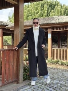 Siyah tek düğmeli Kaşe Kaban