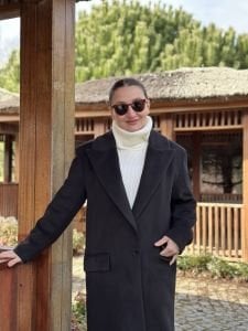 Siyah tek düğmeli Kaşe Kaban