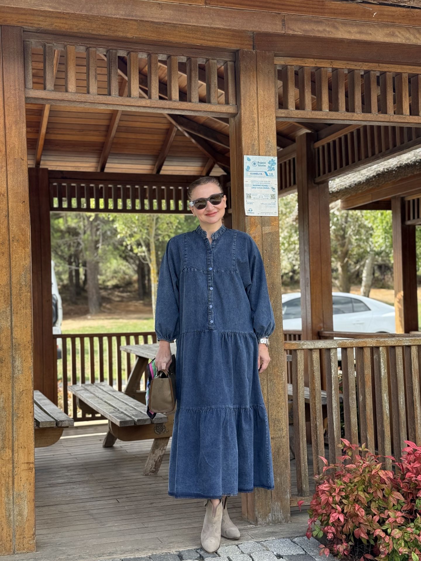 Koyu Mavi yıkama kot katleya elbise