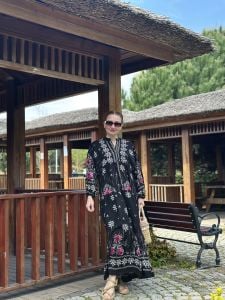 Siyah pembe çiçek Viskon Elbise