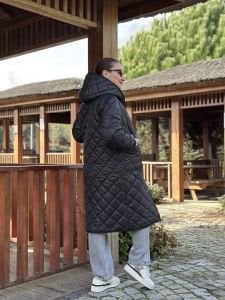 Massi model kapitone uzun mont siyah