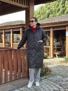 Massi model kapitone uzun mont siyah