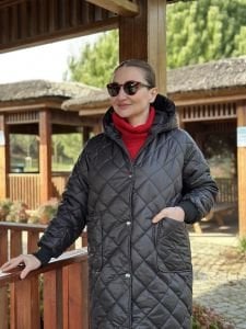 Massi model kapitone uzun mont siyah