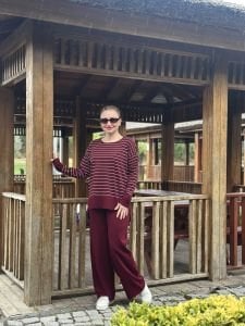 Bordo çizgili triko takım