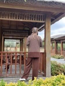 Kahve çizgili triko takım